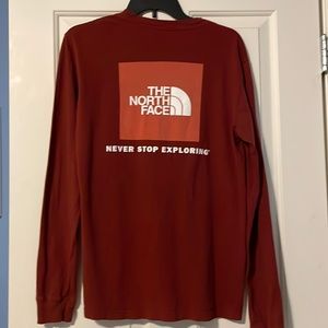 North face long sleeve Tshirt
